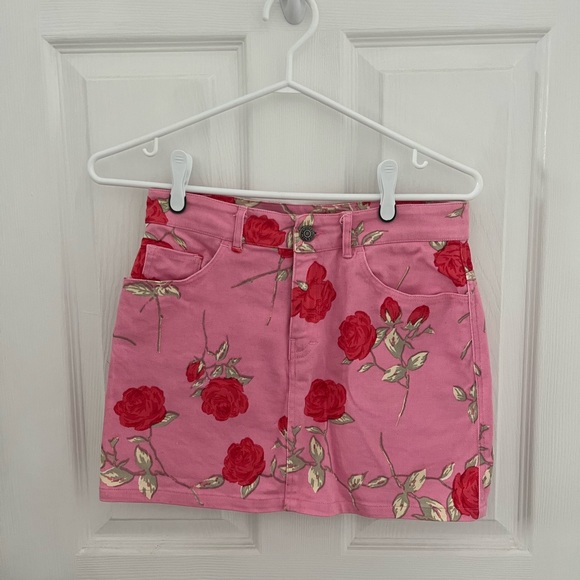 Floral Mini Skirt - Picture 3 of 5